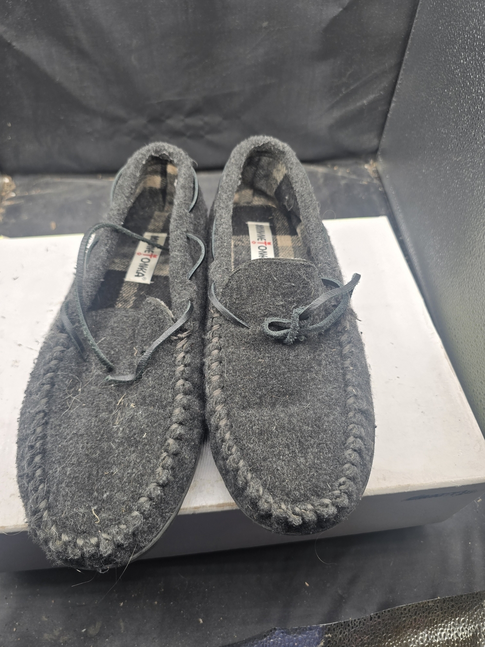 Minnetonka Charcoal Wool‎ Moccasin Slip-Ons